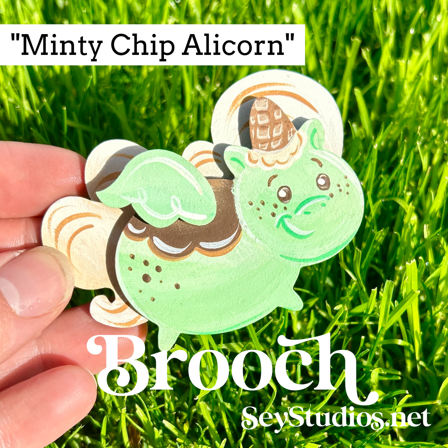 Brooch - “Minty Chip Alicorn”